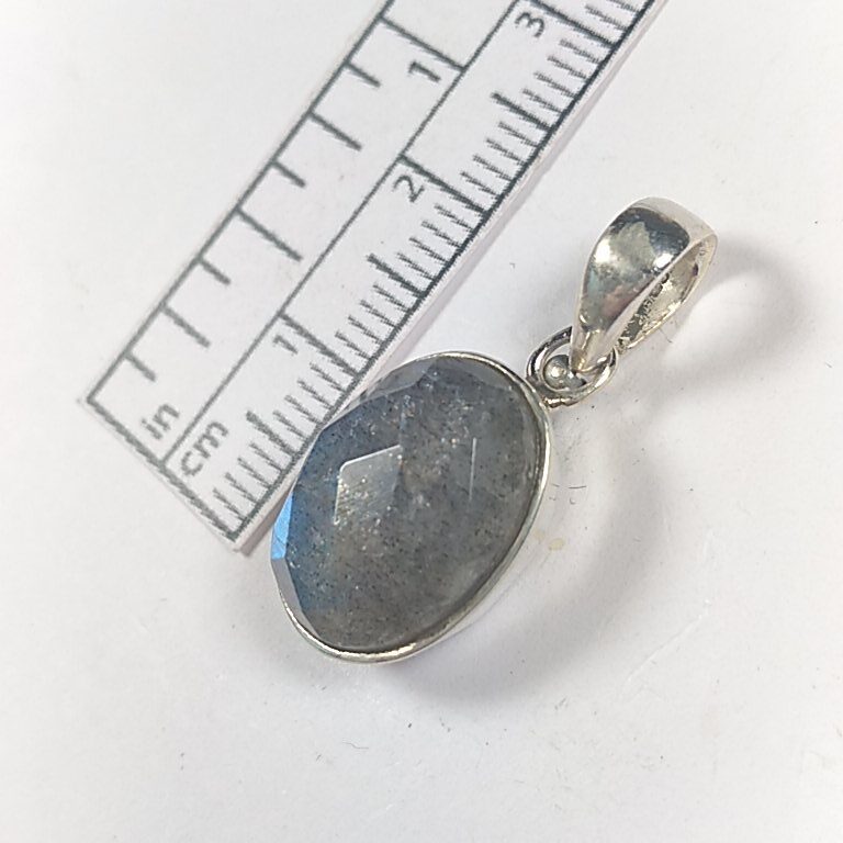 Silver Labradorite pendant - Image 2