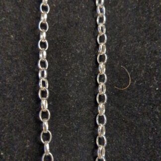 Silver chain belcher