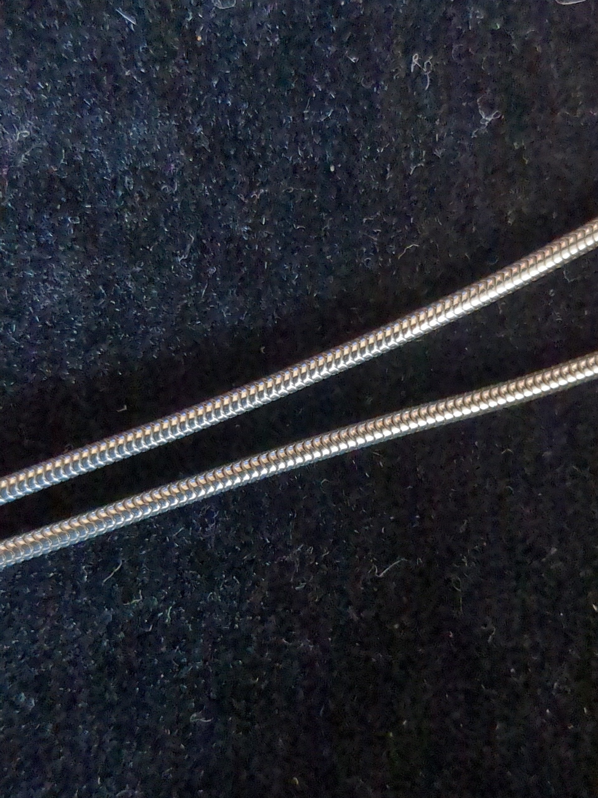 Silver snake chain 18"
