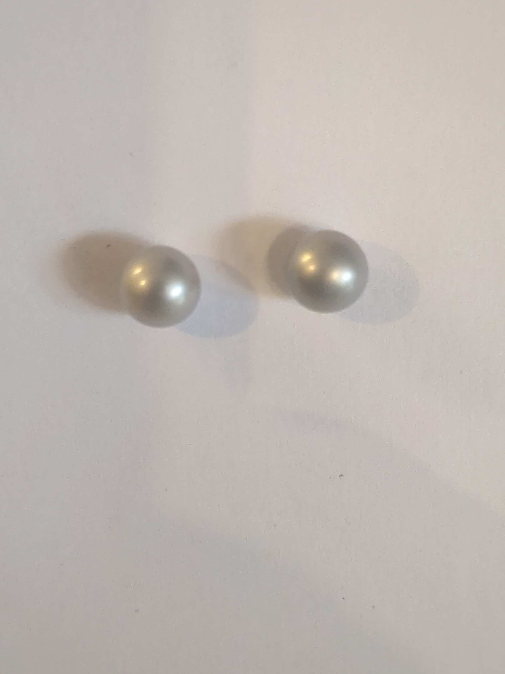 Silver grey pearl studs 5mm
