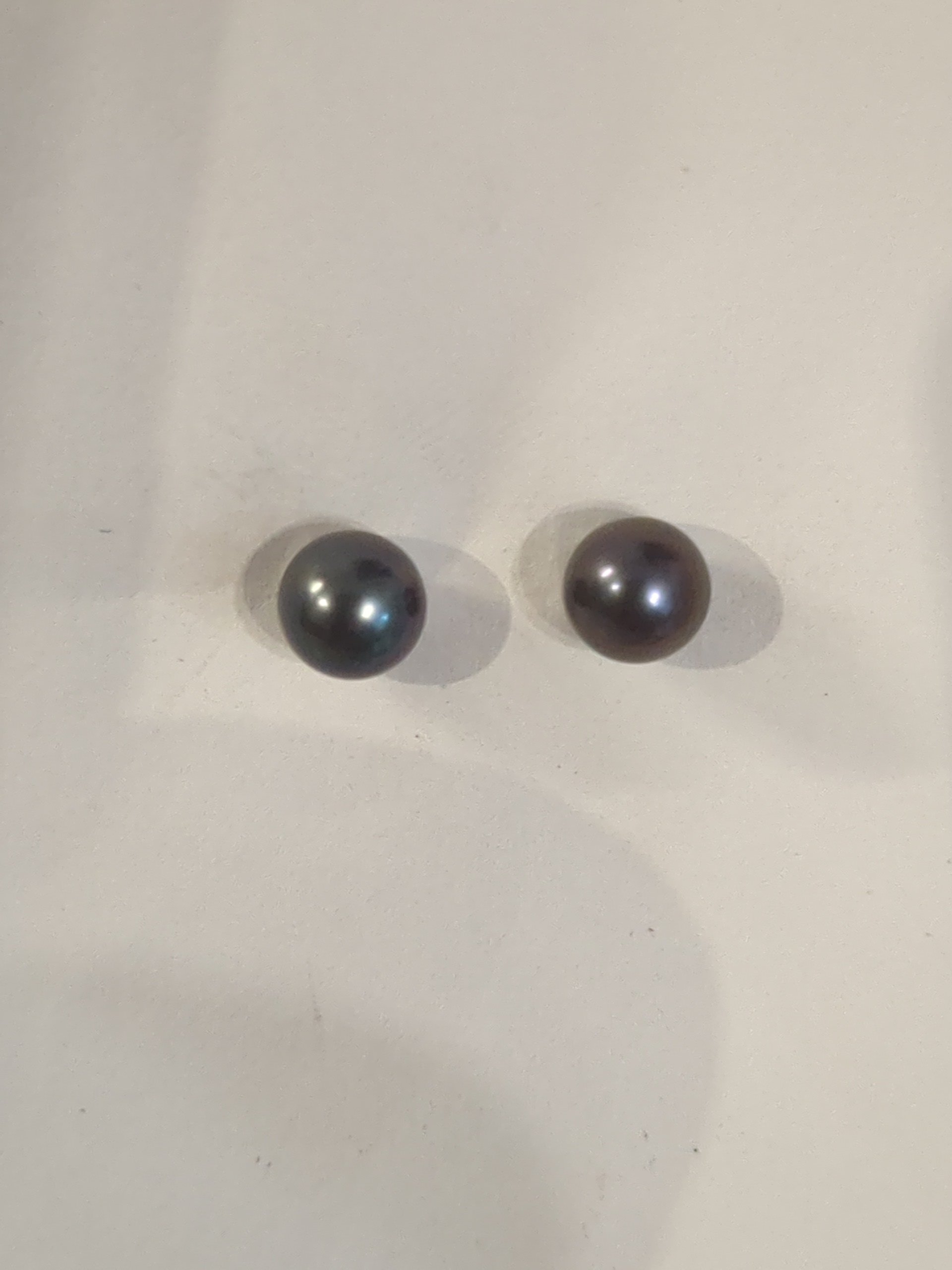 Silver black pearl studs 5.5mm