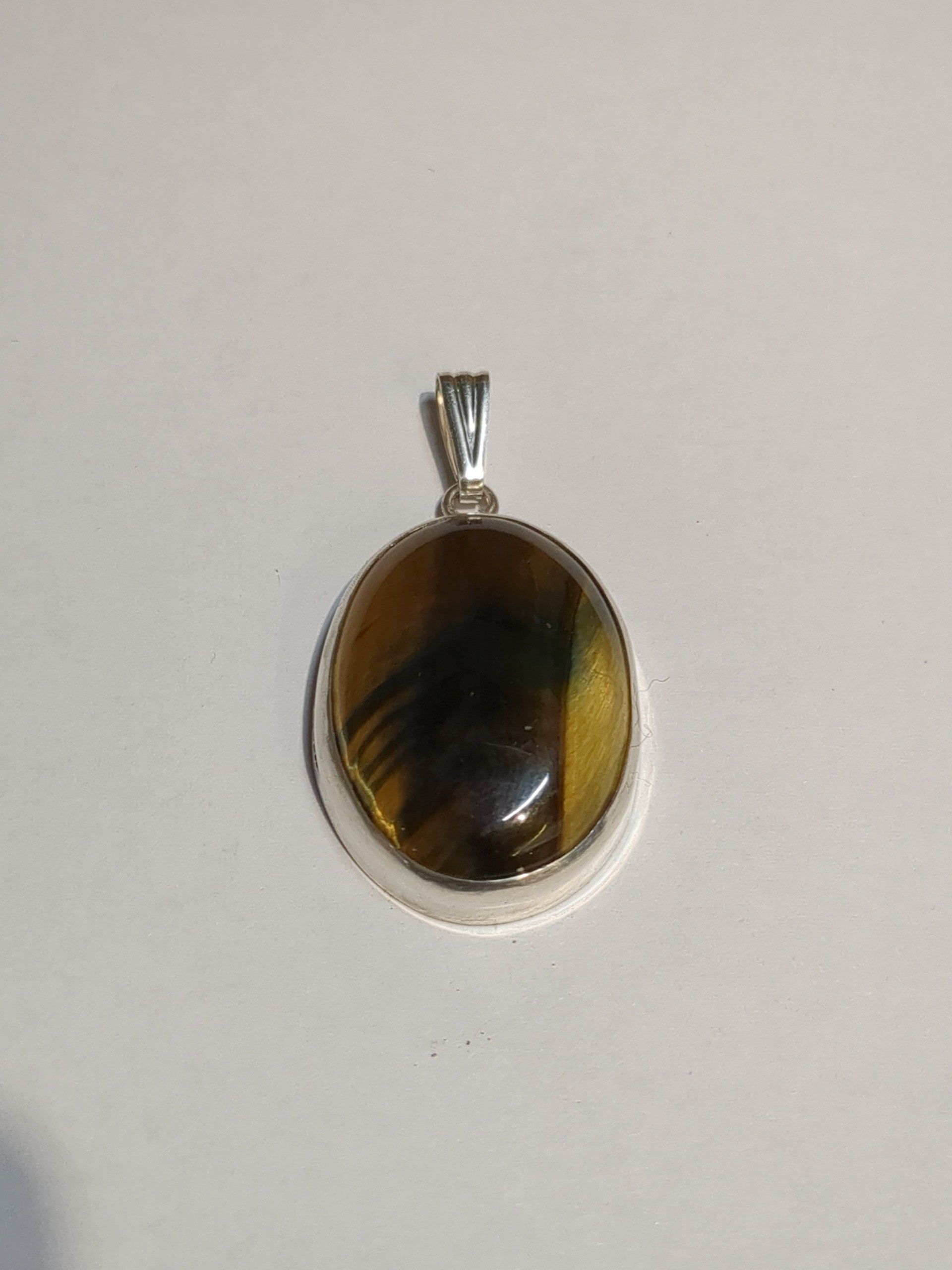 Silver tiger eye pendant