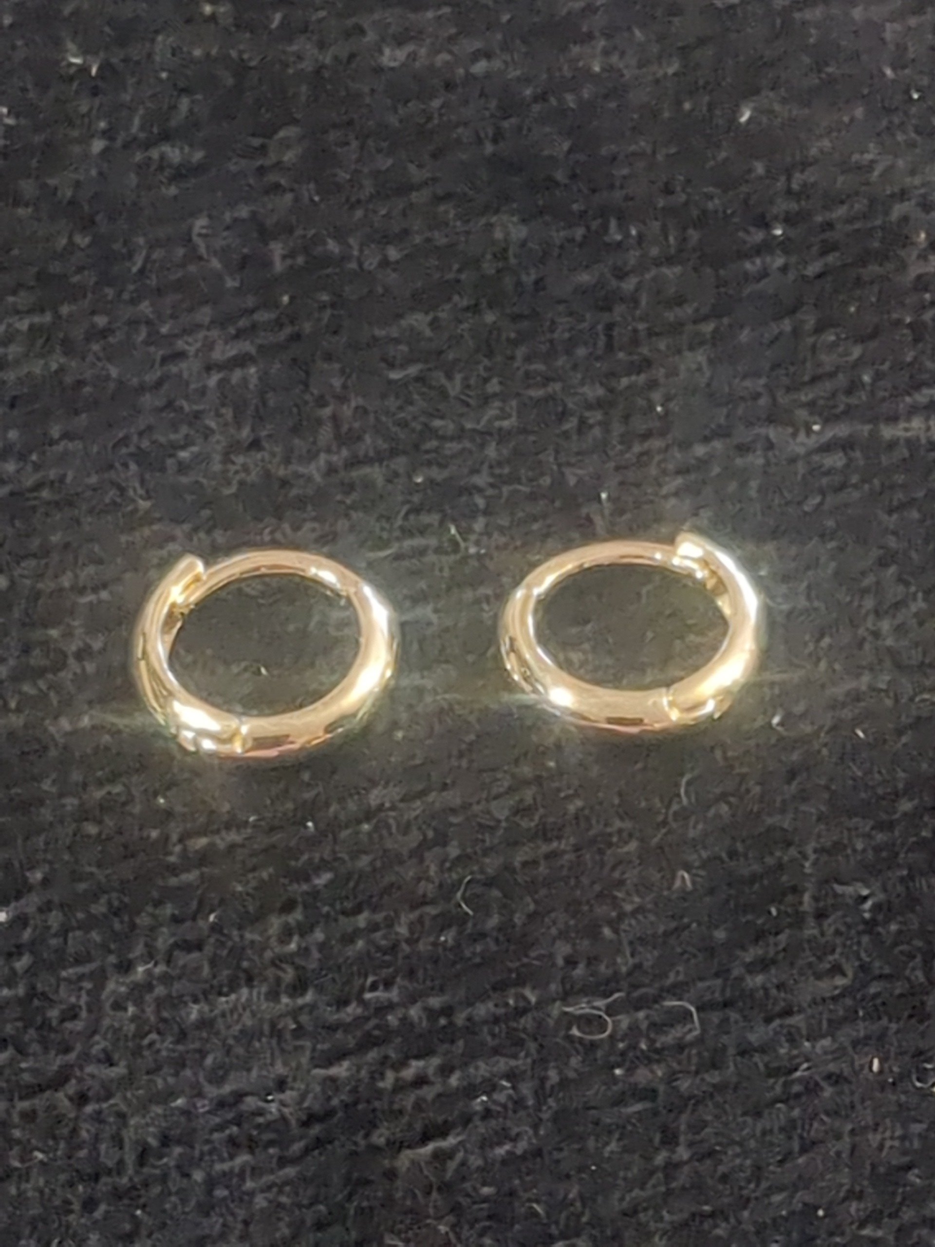 9ct gold hoop earrings