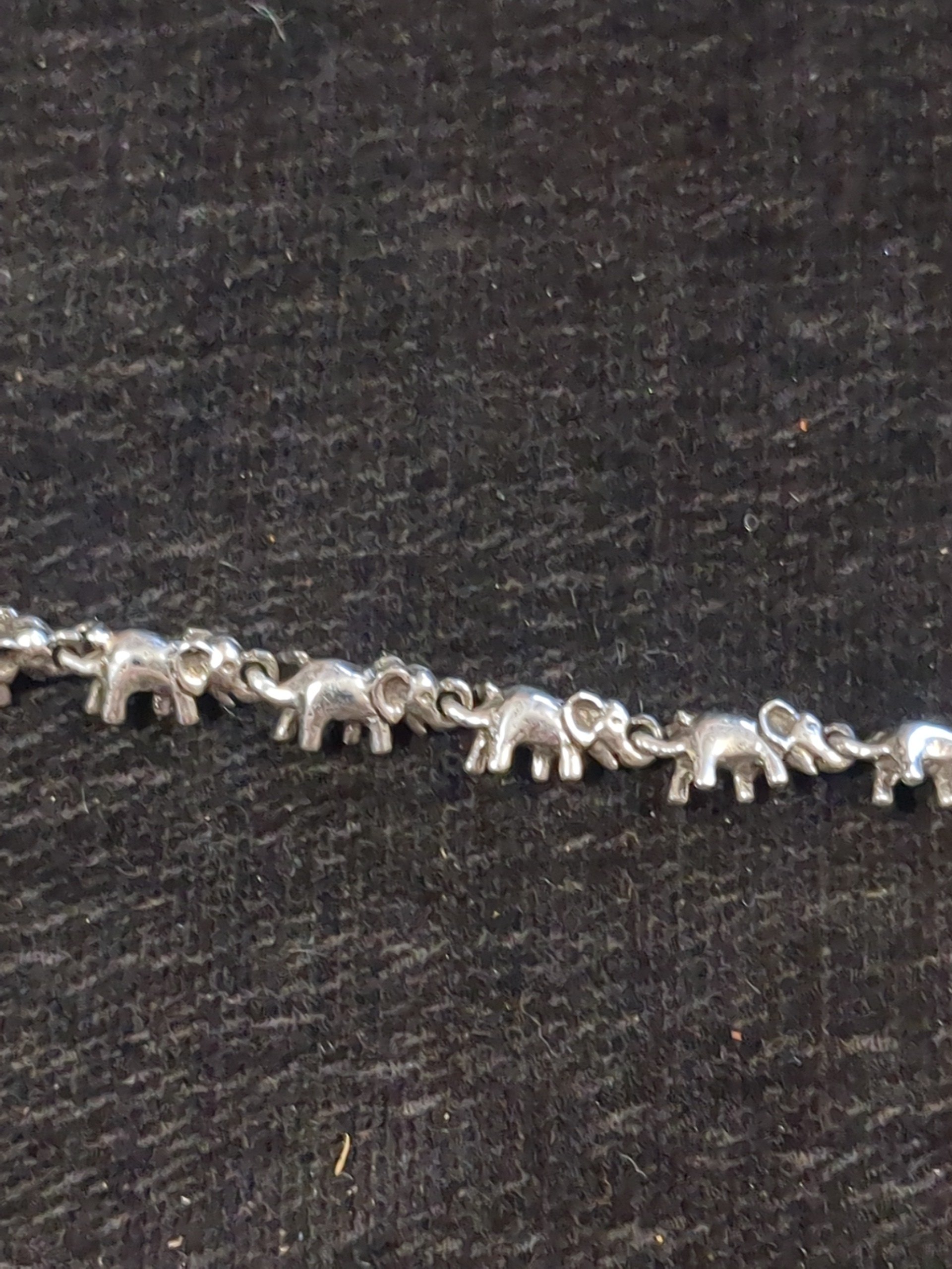 Silver elephant link bracelet