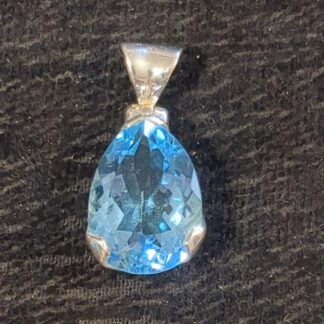 Silver topaz pendant