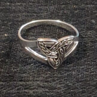 Silver Celtic triquetra