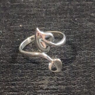 Silver art nouveau leaf ring