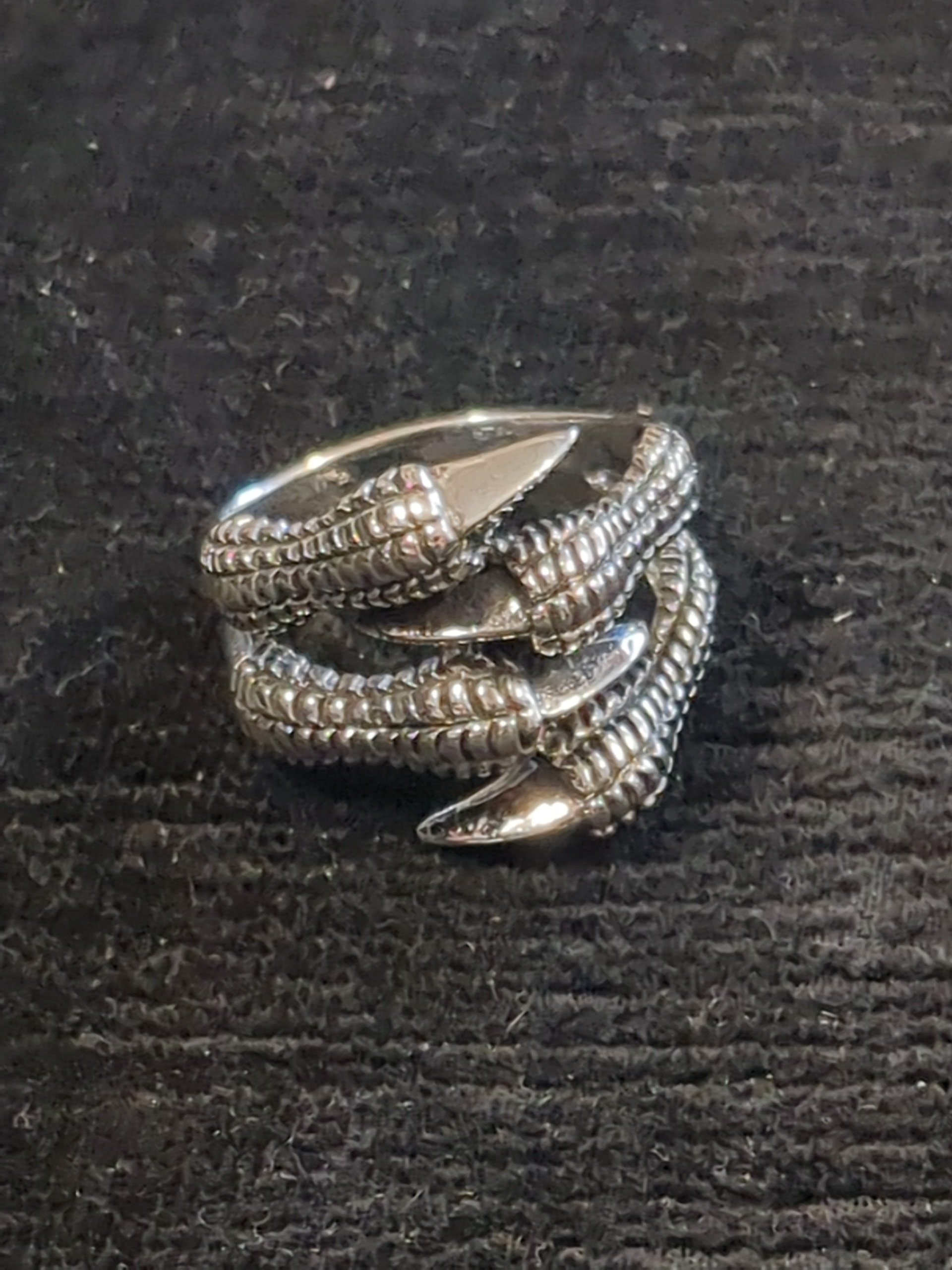 Silver eagle claw ring
