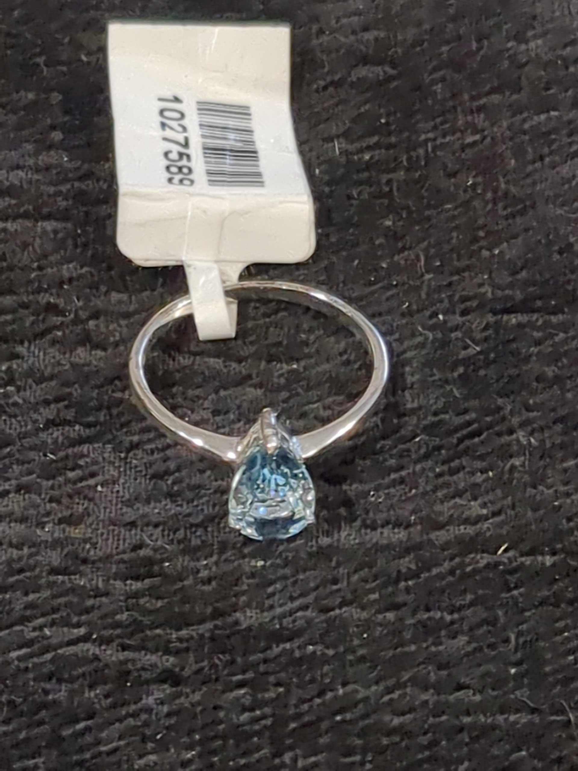 silver topaz ring