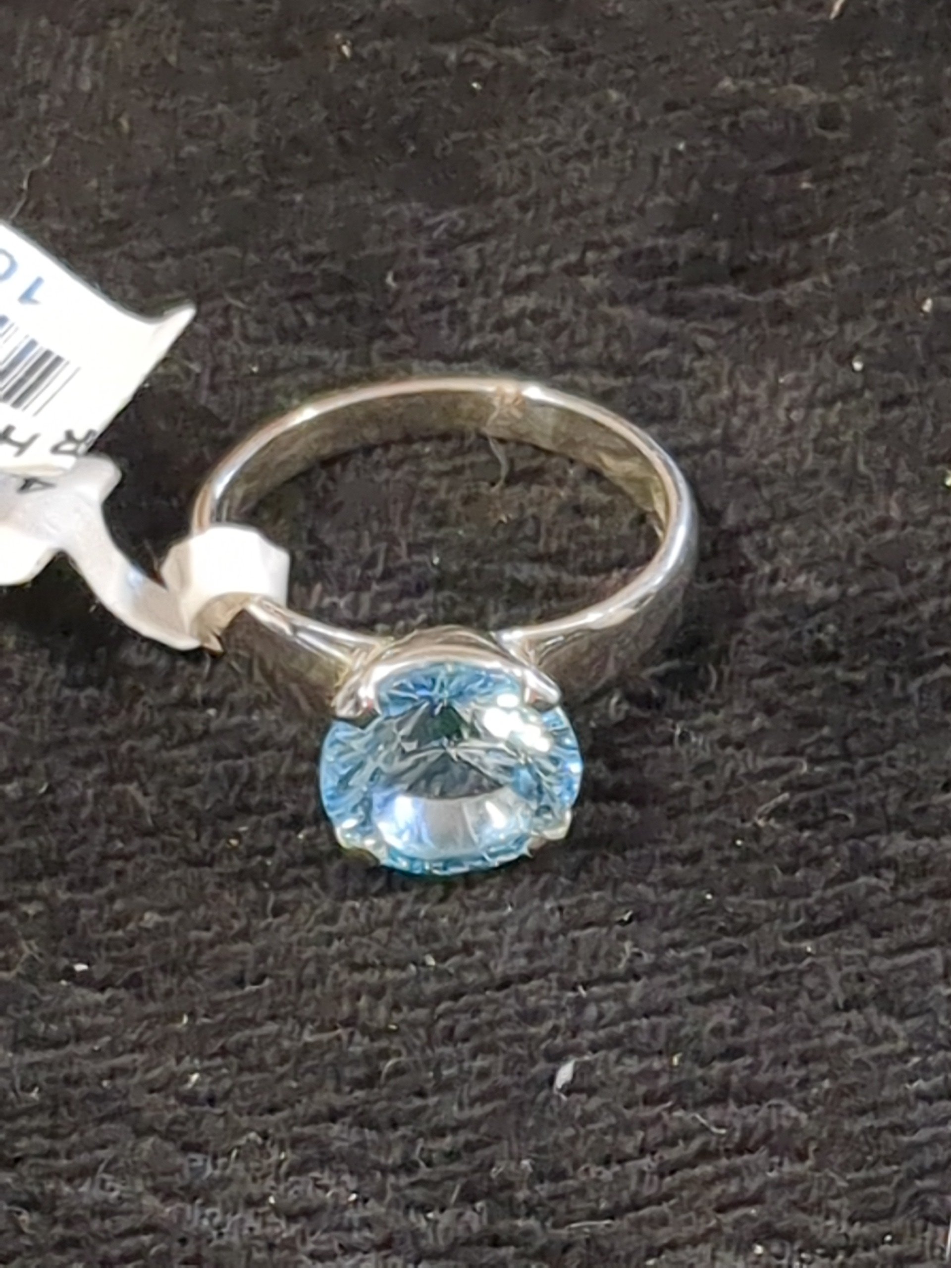 Silver topaz ring