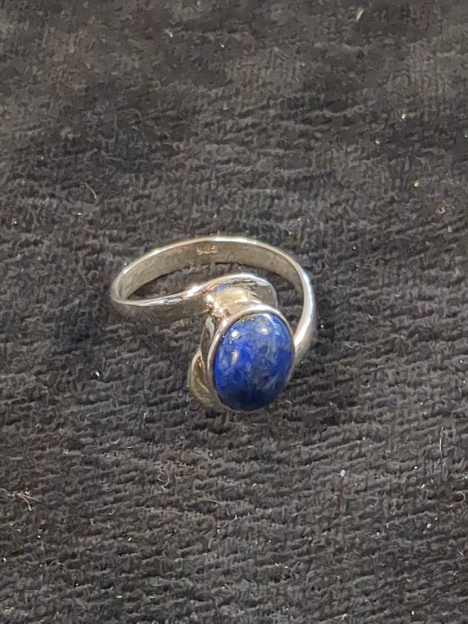 Silver lapis ring