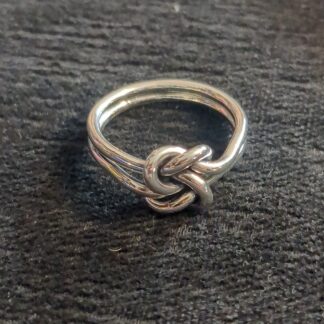 Silver knot ring