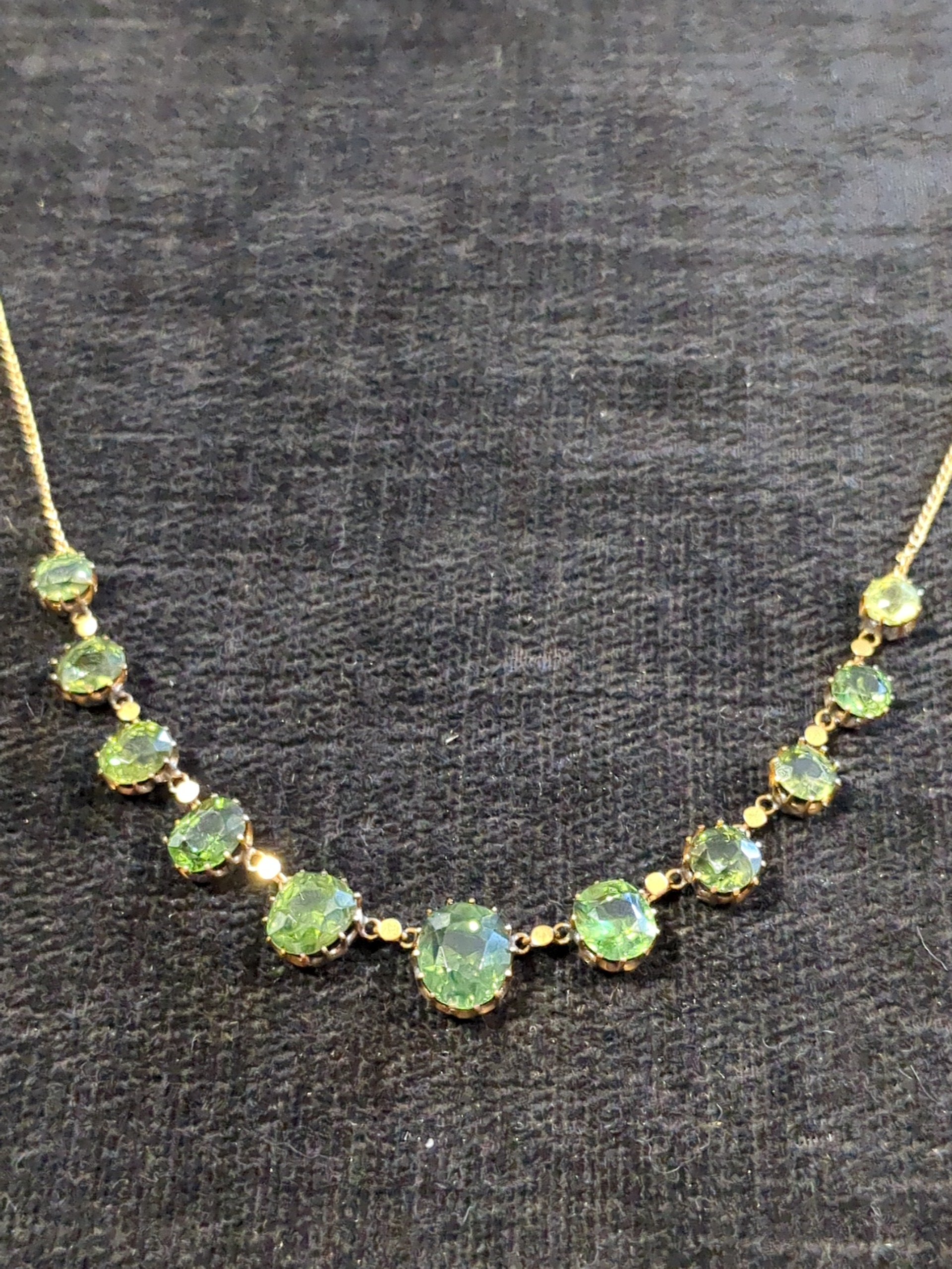 9ct Gold Garnet necklet