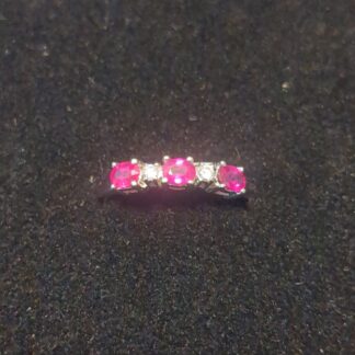 18ct white Gold ruby and diamond ring