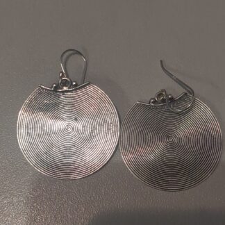 Silver concentric circles earrings