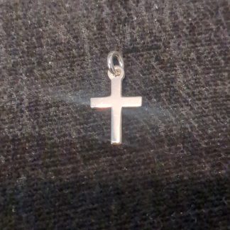 Silver cross pendant