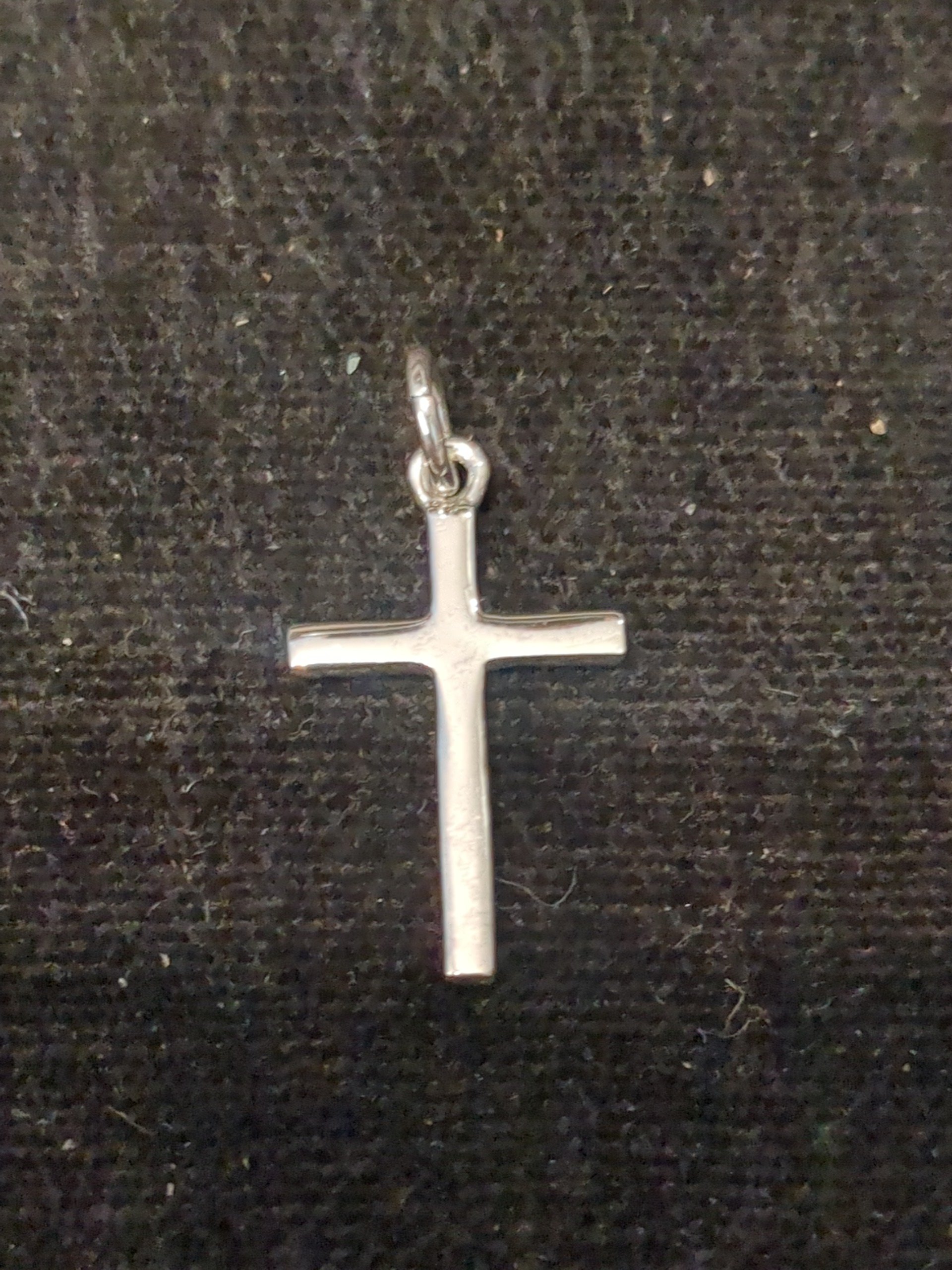 Silver cross pendant