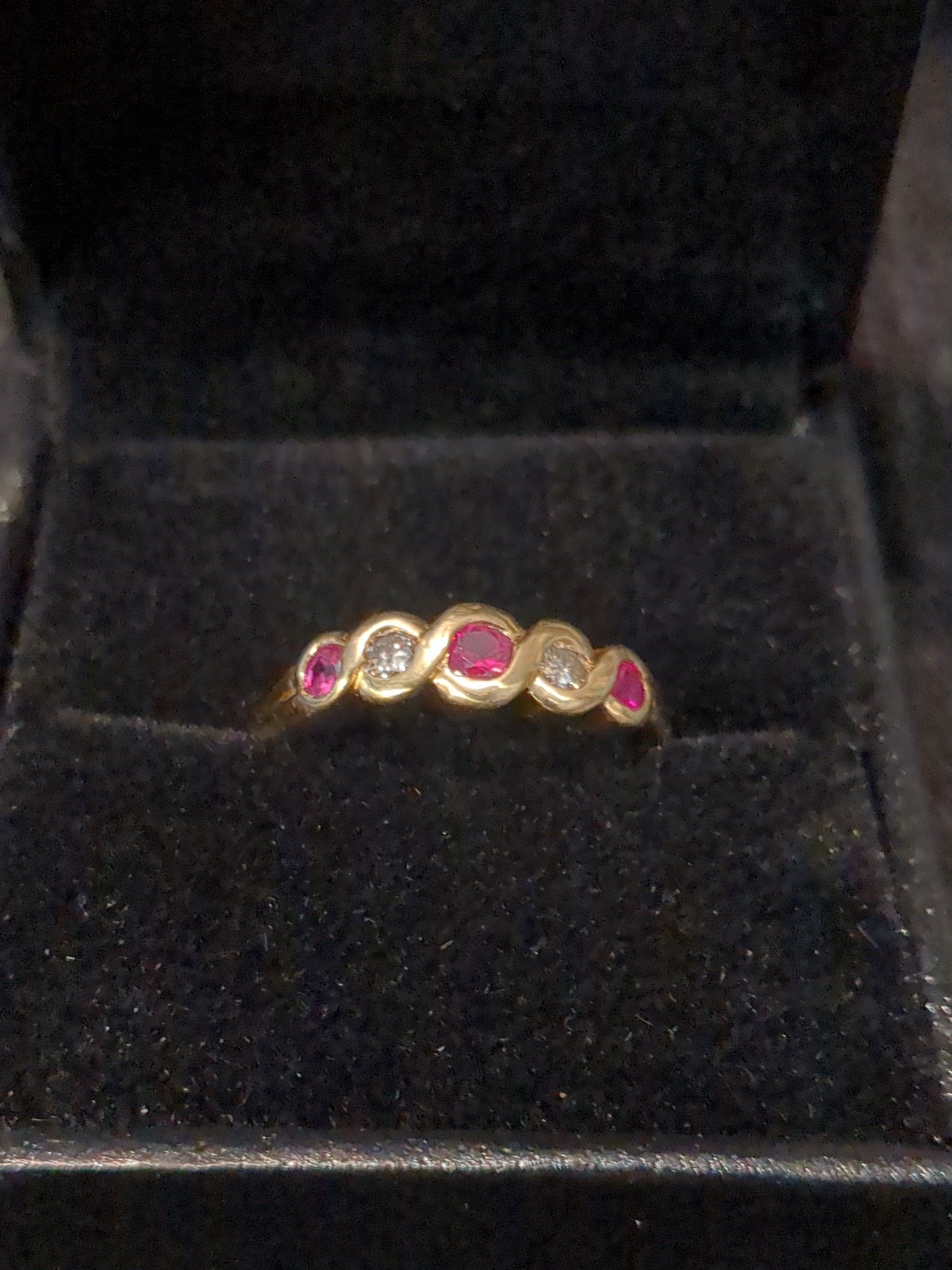 18ct Ruby and diamond ring