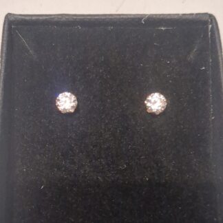 9ct Gold 4mm cz studs