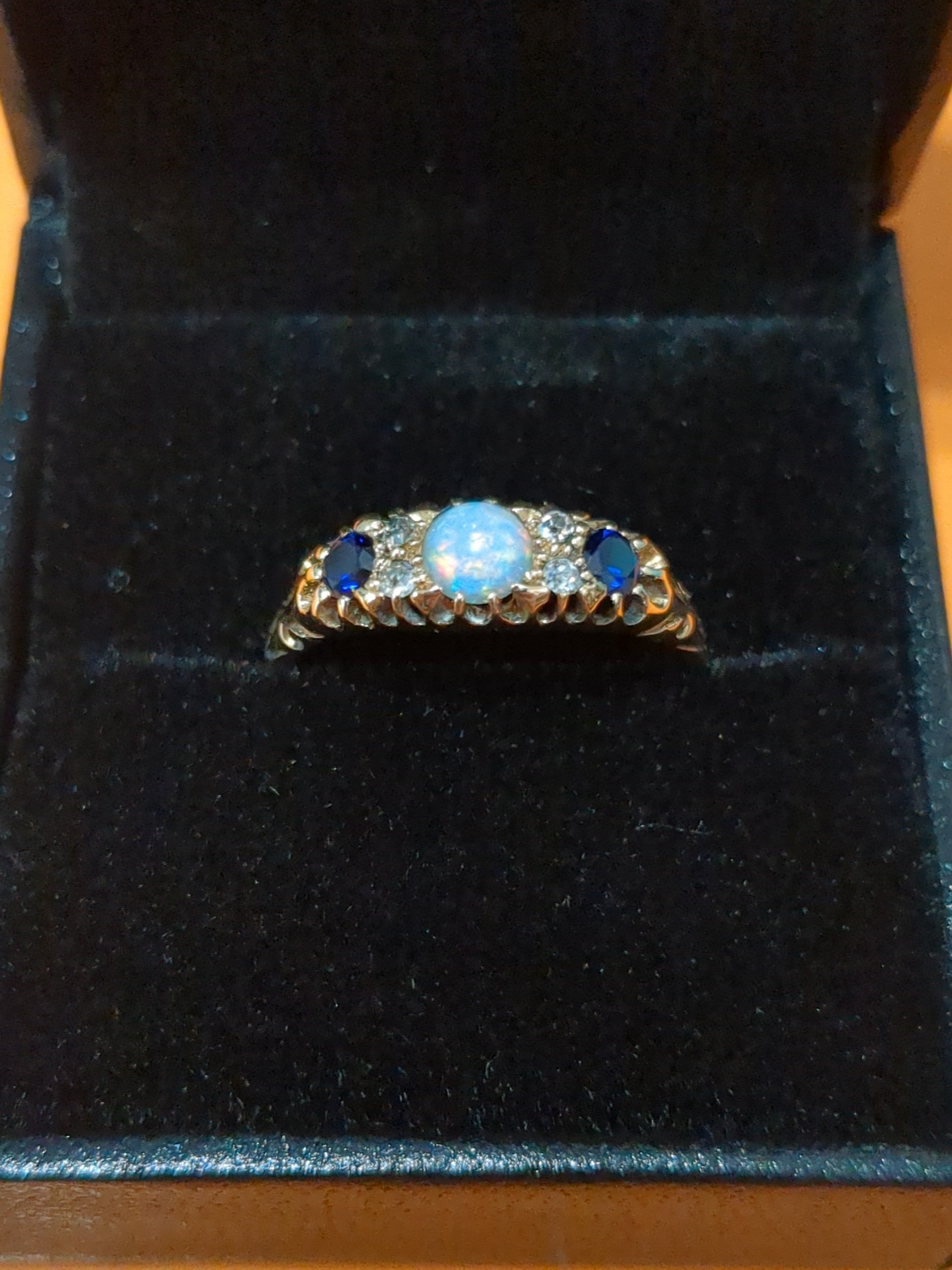 18ct gold opal sapphire and diamond ring