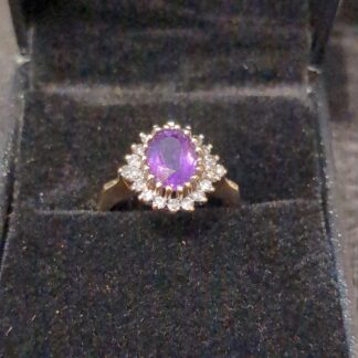 9ct Gold Amethyst and diamond ring