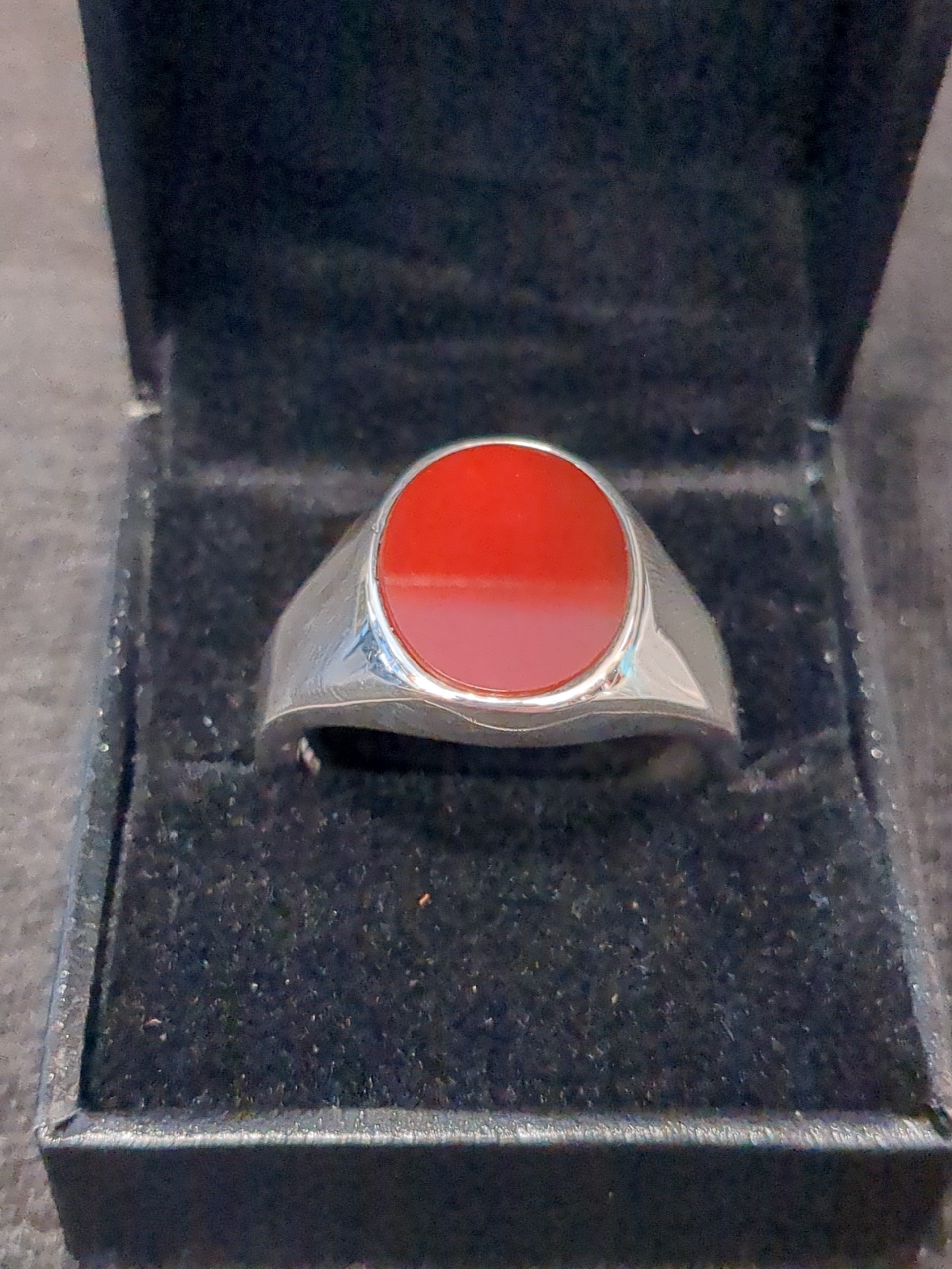 Silver carnelian ring