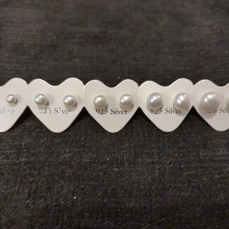 Silver pearl stud earrings