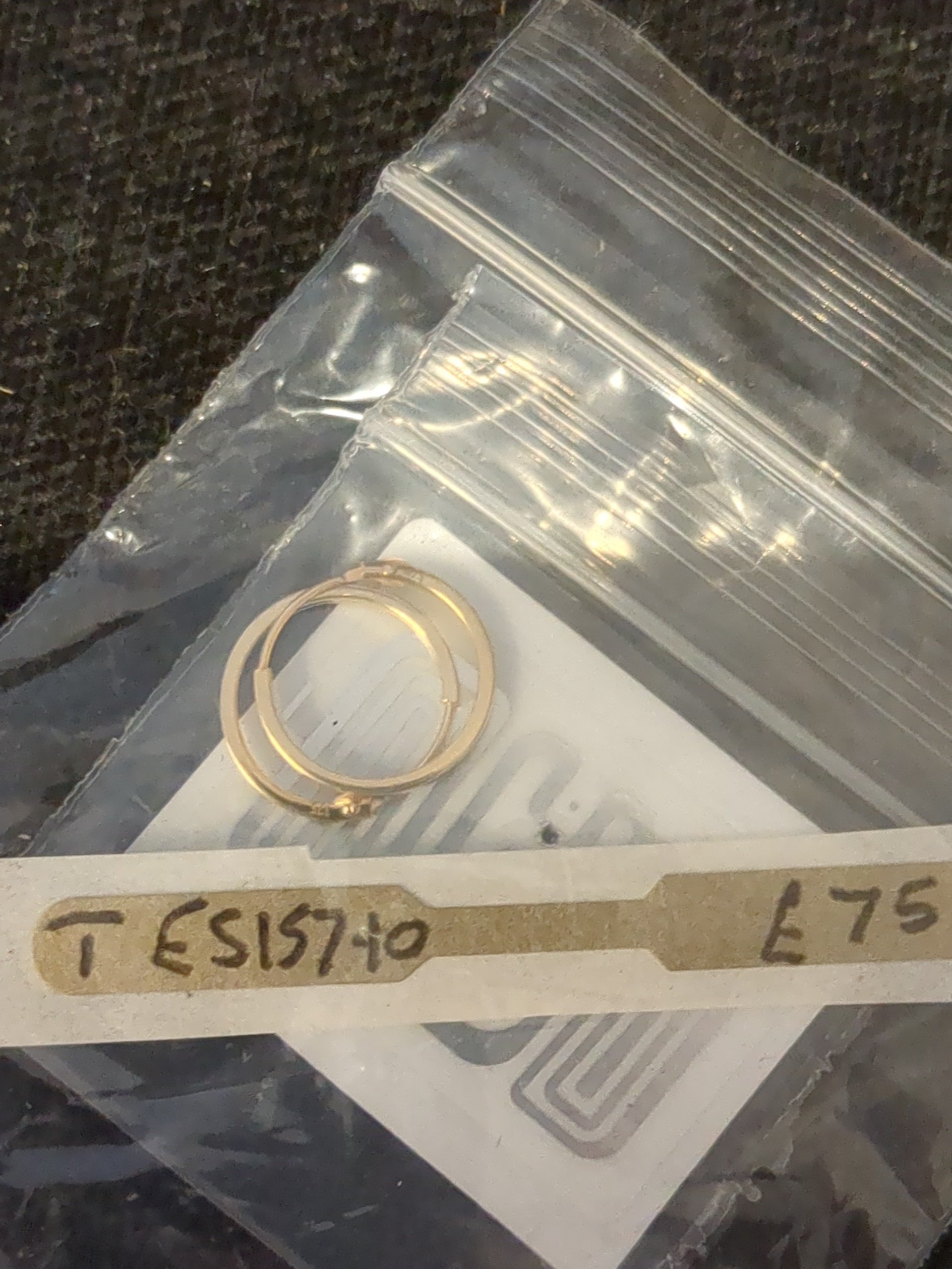 9ct Gold hoop earrings