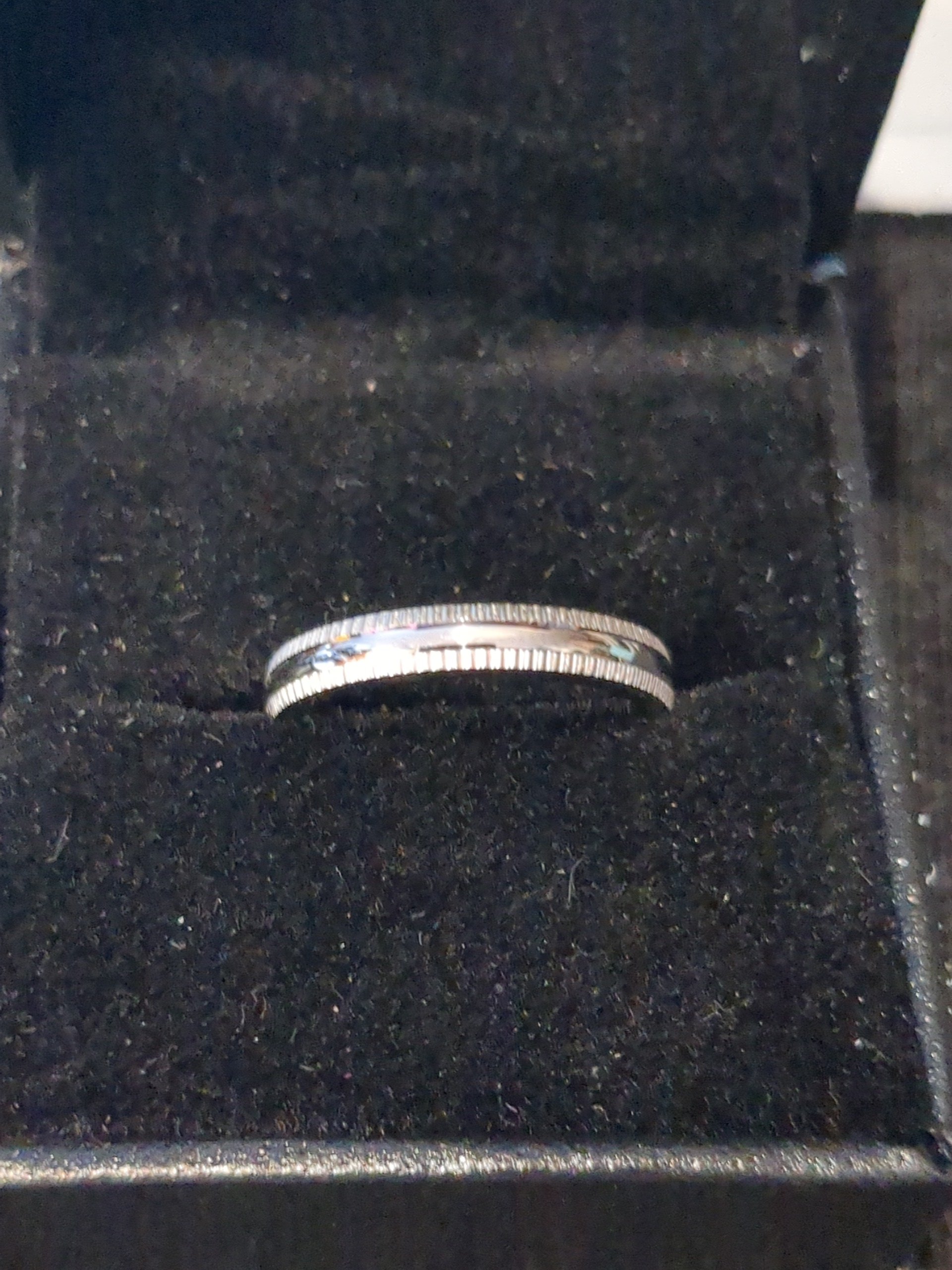 Silver 3mm mill grain wedding band