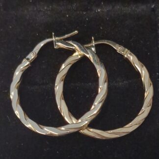 9ct Gold 20mm hoop earrings