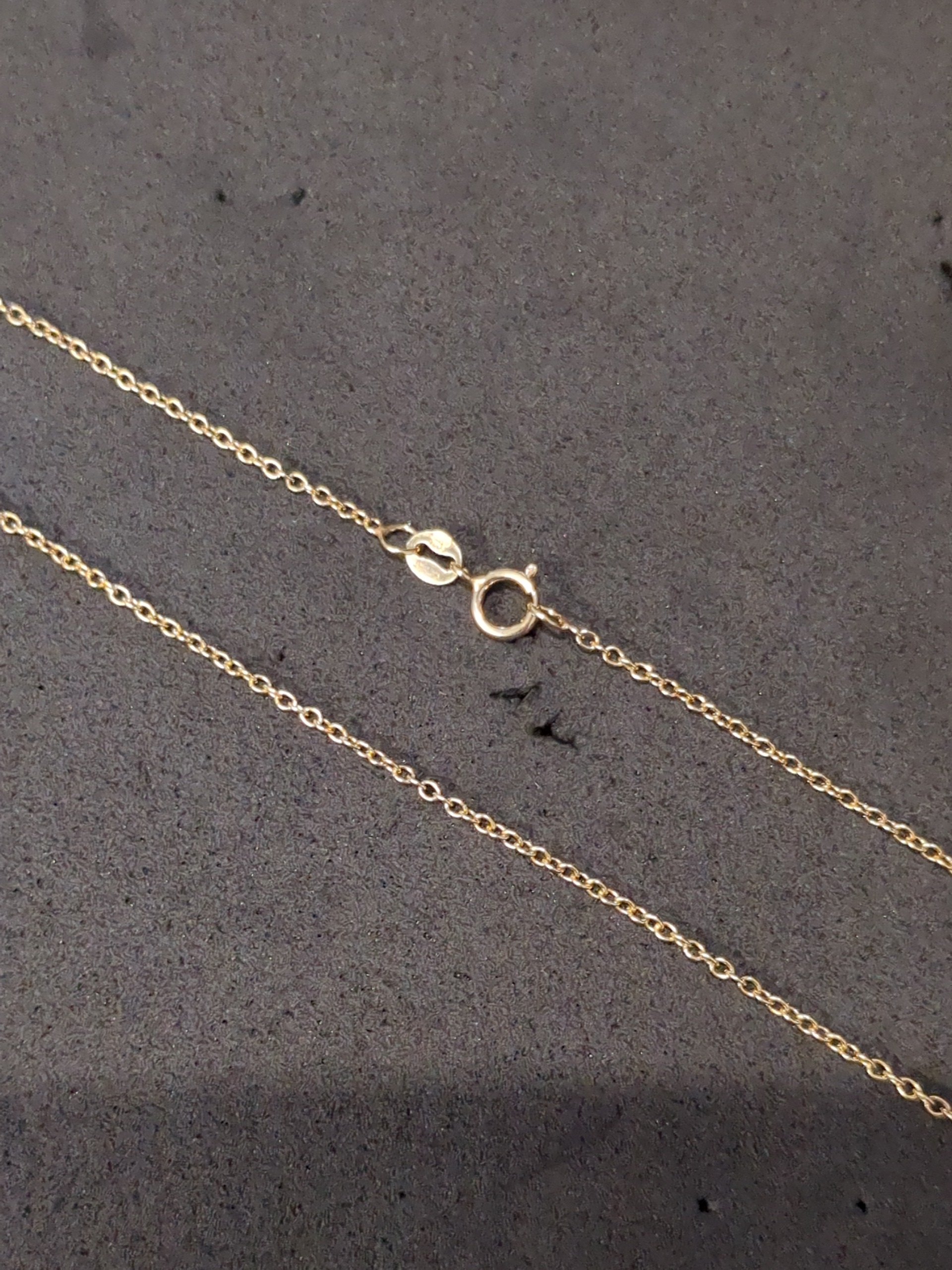 9ct Gold Rolo chain 18