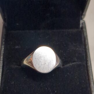 silver oval signet ring 12x10mm